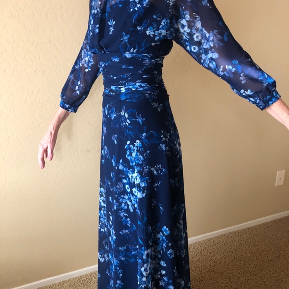 Teri Jon by Ricki Freeman ling dress - Picture 7 of 16